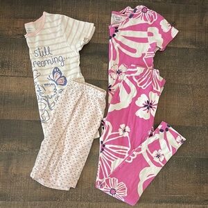 Carter’s size 8 short sleeved pajamas (1 shorts, 1 pants)